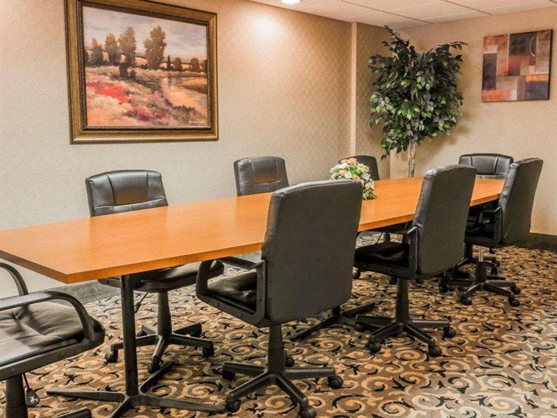 Comfort 3* Utica