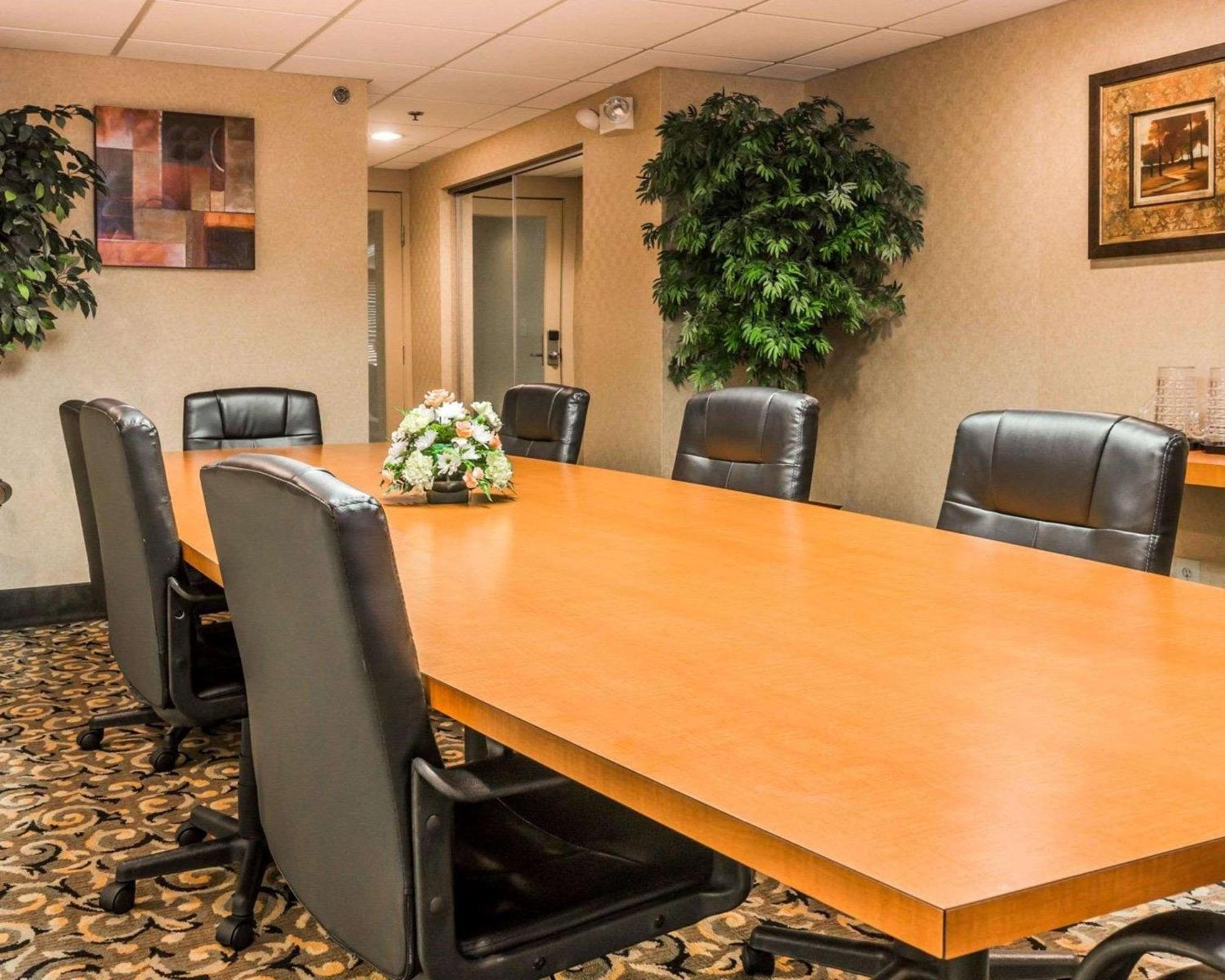 Comfort 3* Utica