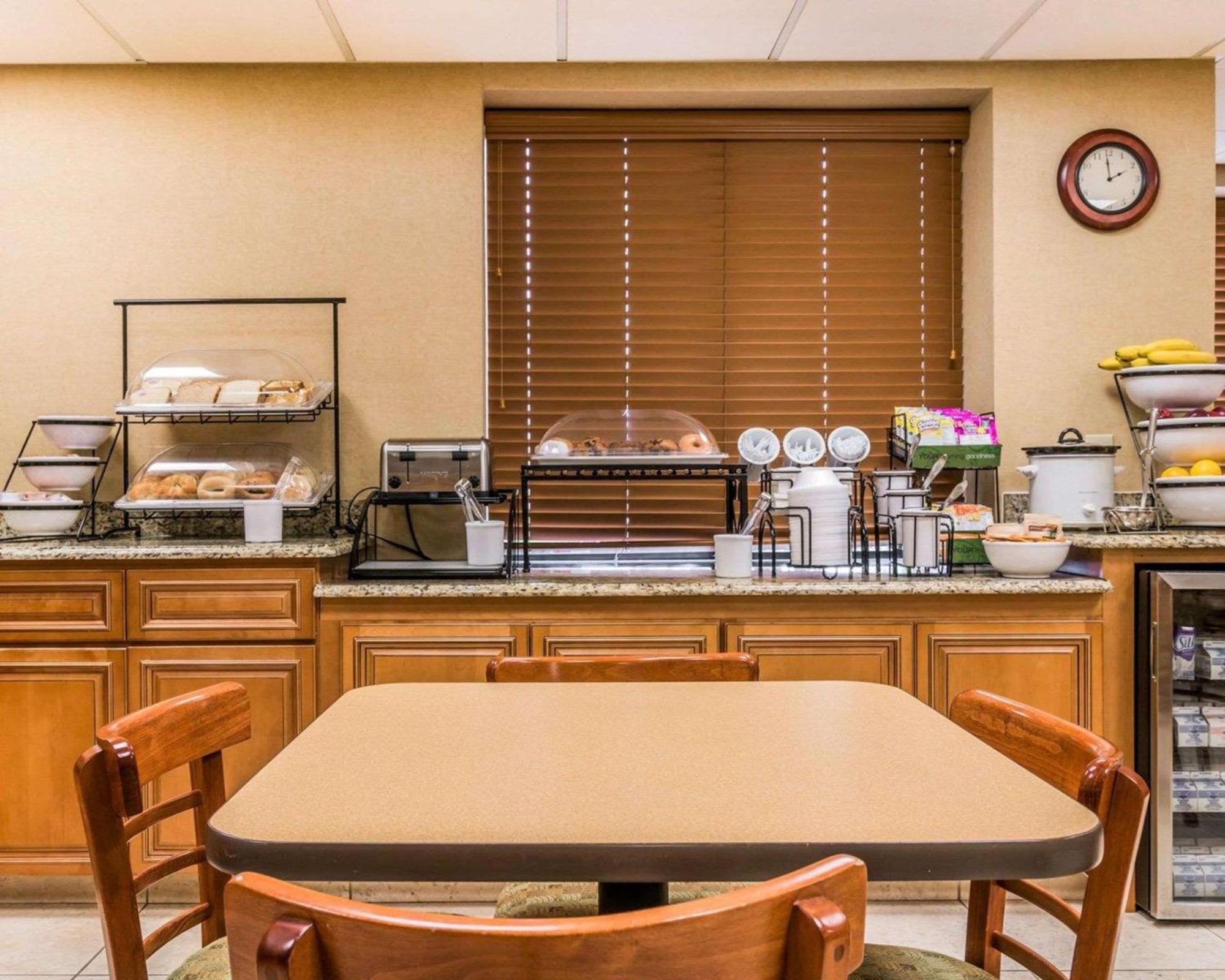 Comfort Inn Utica