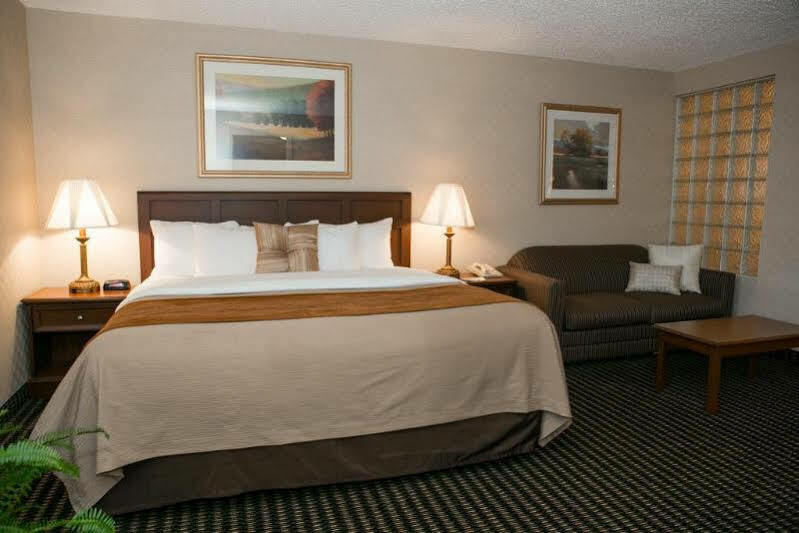Inn Comfort Utica